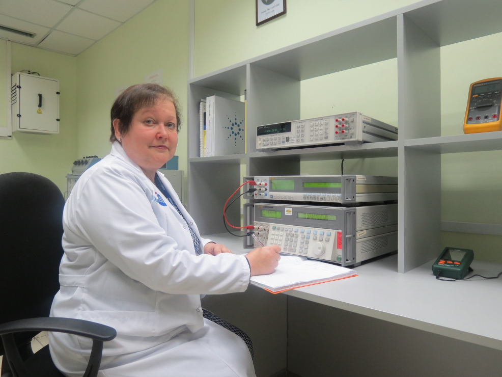 Determinarea stabilității calibratorului ETR 32-15/1 în regimul de generare a semnalelor electrice