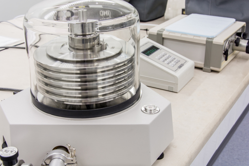 Determinarea influenţei condiţiilor de mediu asupra reproducerii unităţii de măsură a presiunii